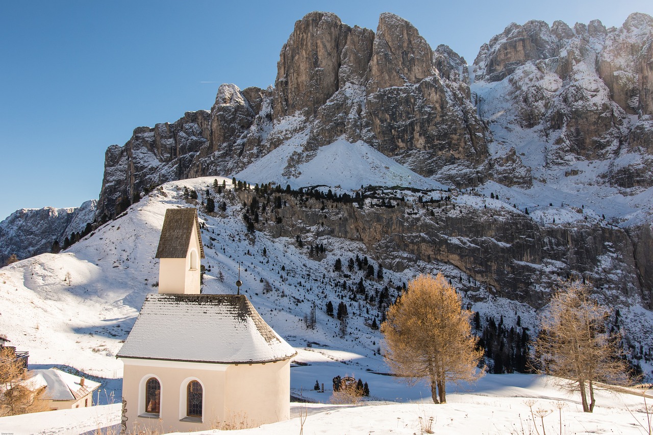 south-tirol, dolomites, chapel