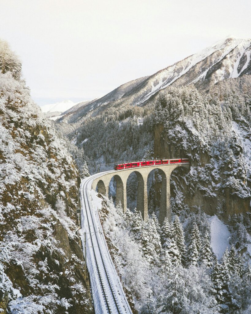 Reisen Mit Dem Zug In Der Schweiz