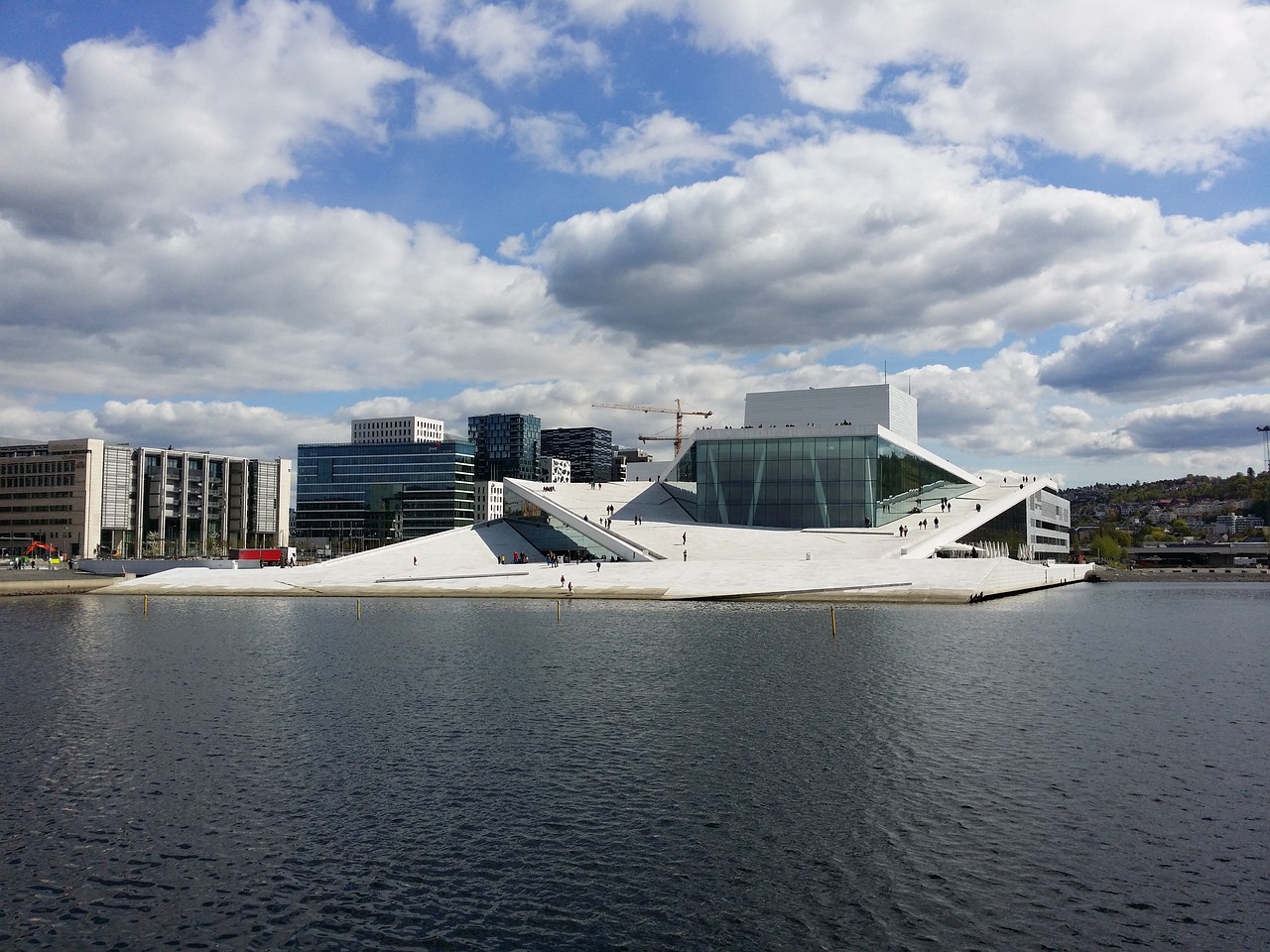 ballet house, opera house, oslo