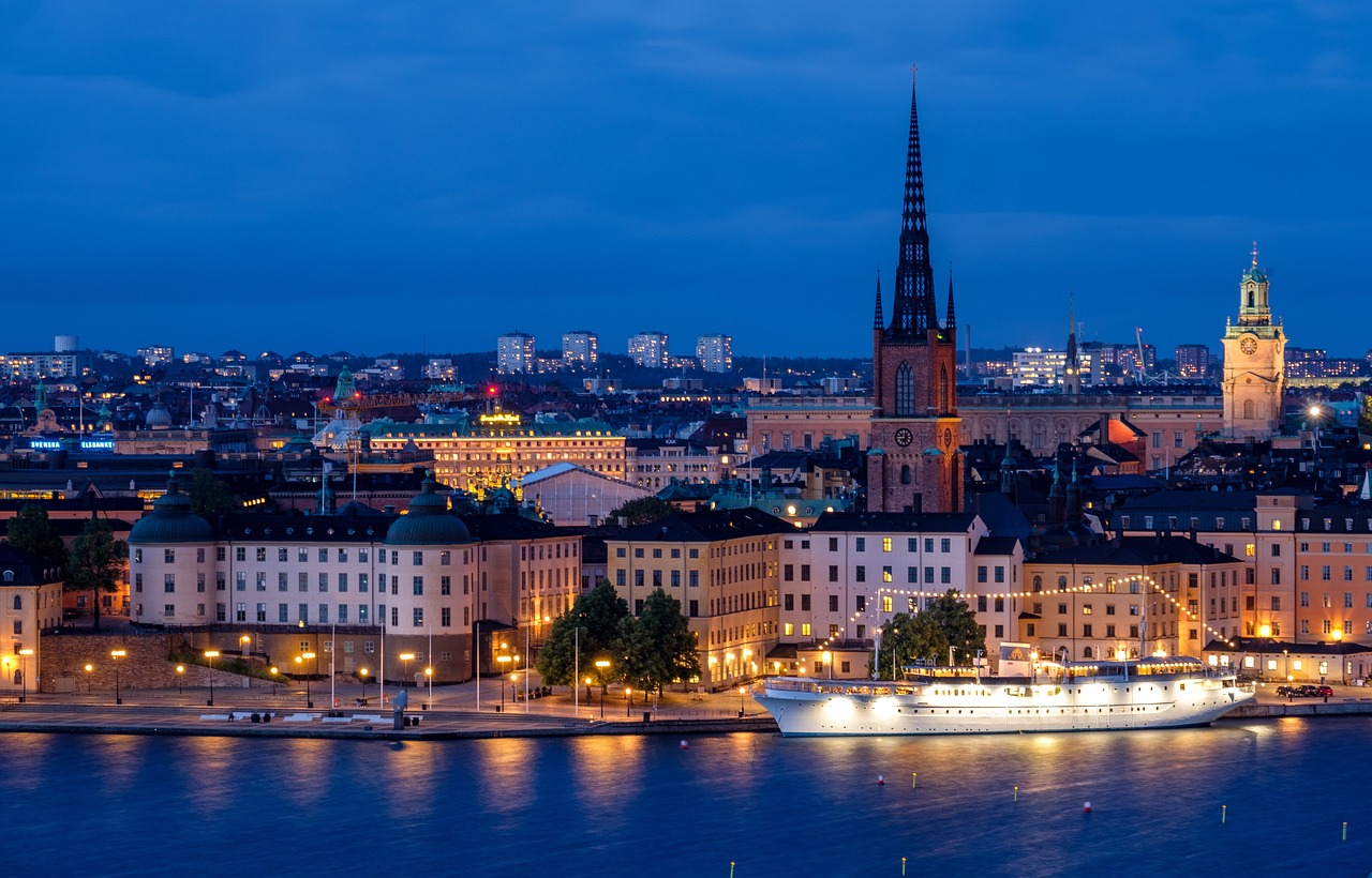 city, cityscape, waterfront